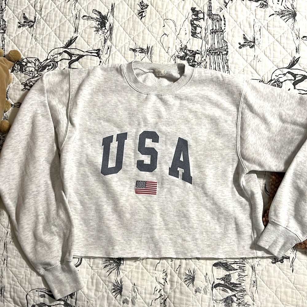 Slouchy cropped USA sweatshirt OS / MED / LG